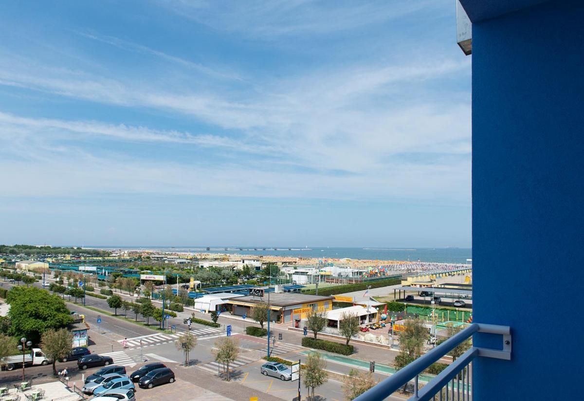 Hotel Mediterraneo Sottomarina Exterior photo